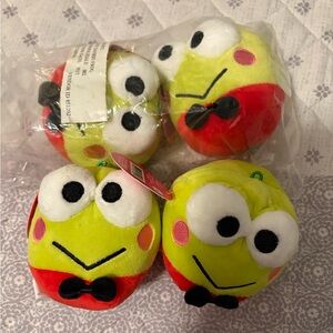 NWT Hallmark Fluffballs Sanrio Hello Kitty Keroppi Plush Collectible Set of 4